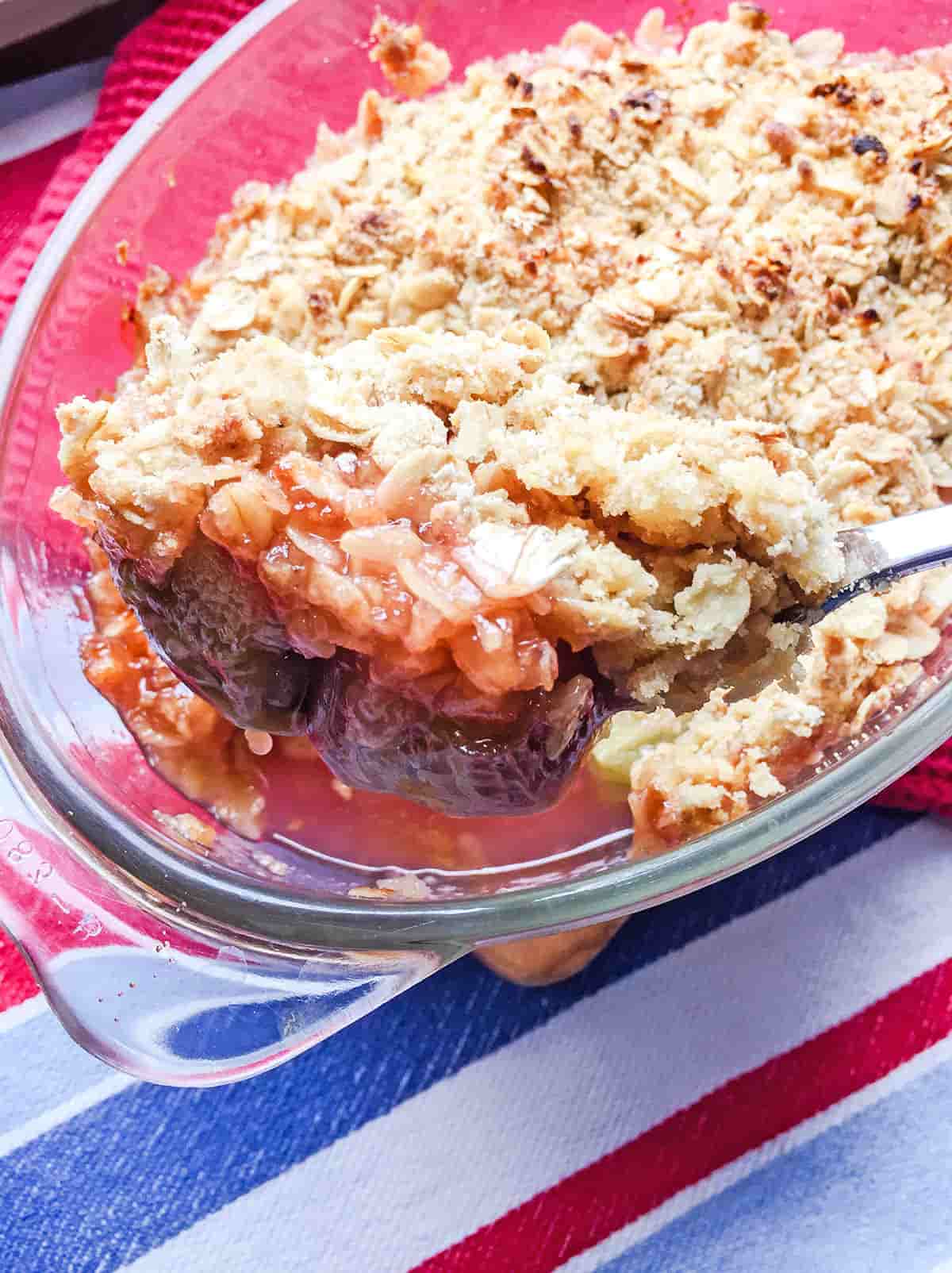 How to make Classic Rhubarb Crumble | Farmersgirl Kitchen
