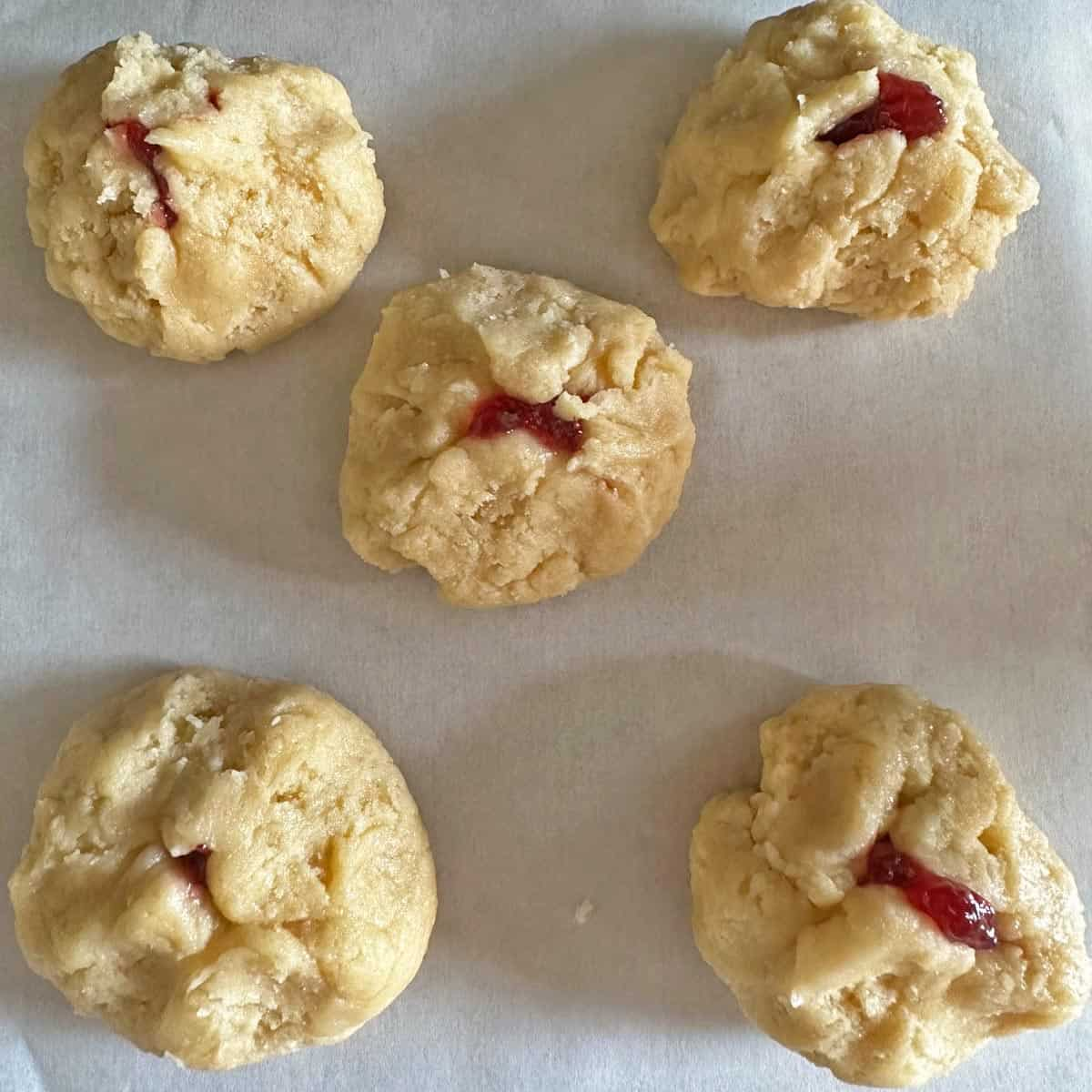 Air Fryer Raspberry Buns - Farmersgirl Kitchen