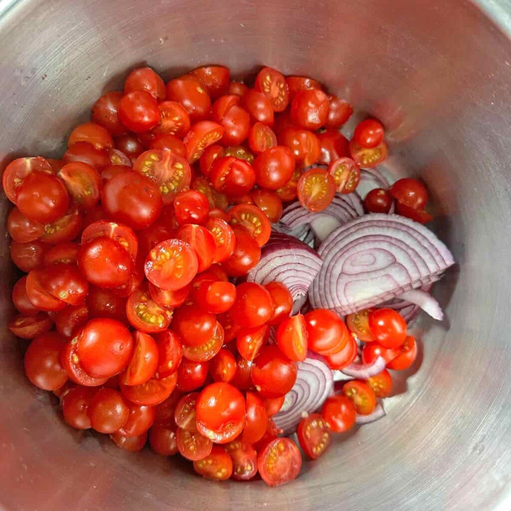 Simple Tomato Chutney Farmersgirl Kitchen   Simple Tomato Chutney Process 2 Of 12 1024x1024 