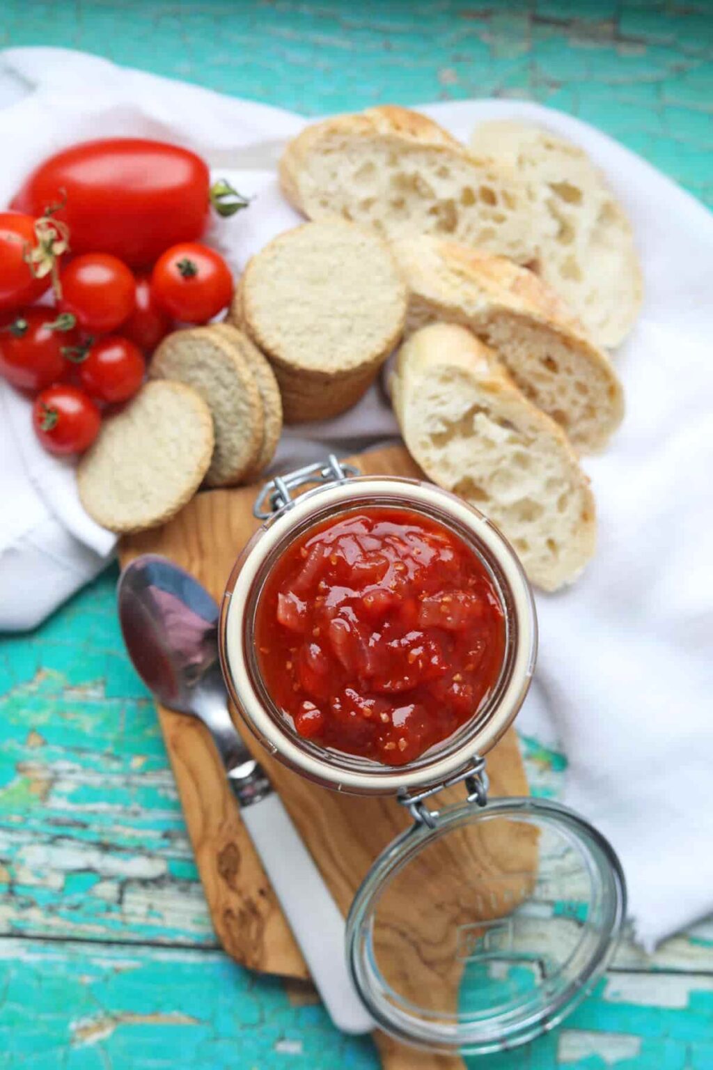 Simple Tomato Chutney Farmersgirl Kitchen   Simple Tomato Chutney With Bread 2 Of 1 1024x1536 